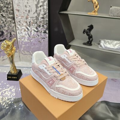 Louis Vuitton 精緻版低筒運動鞋 百搭新款 日系簡約