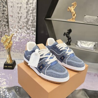 Louis Vuitton 精緻版低筒運動鞋 新款優雅 都會輕奢