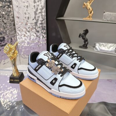 Louis Vuitton 精緻版低筒運動鞋 百搭新款 街頭時尚