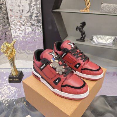 Louis Vuitton 精緻版低筒運動鞋 質感佳 街頭時尚