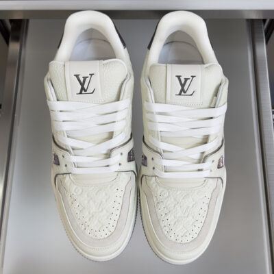 Louis Vuitton 精緻版低筒運動鞋 優雅暢銷 法式奢華