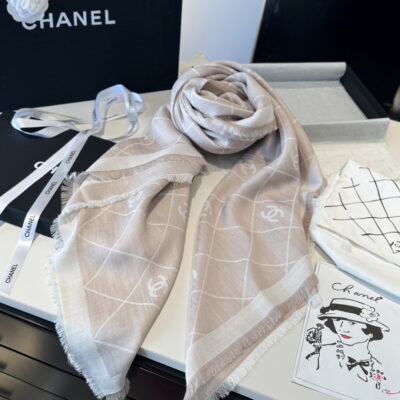 CHANEL 雙C菱格流蘇圍巾 超A貨 2026 品質細緻耐用 保暖穿搭 法式奢華