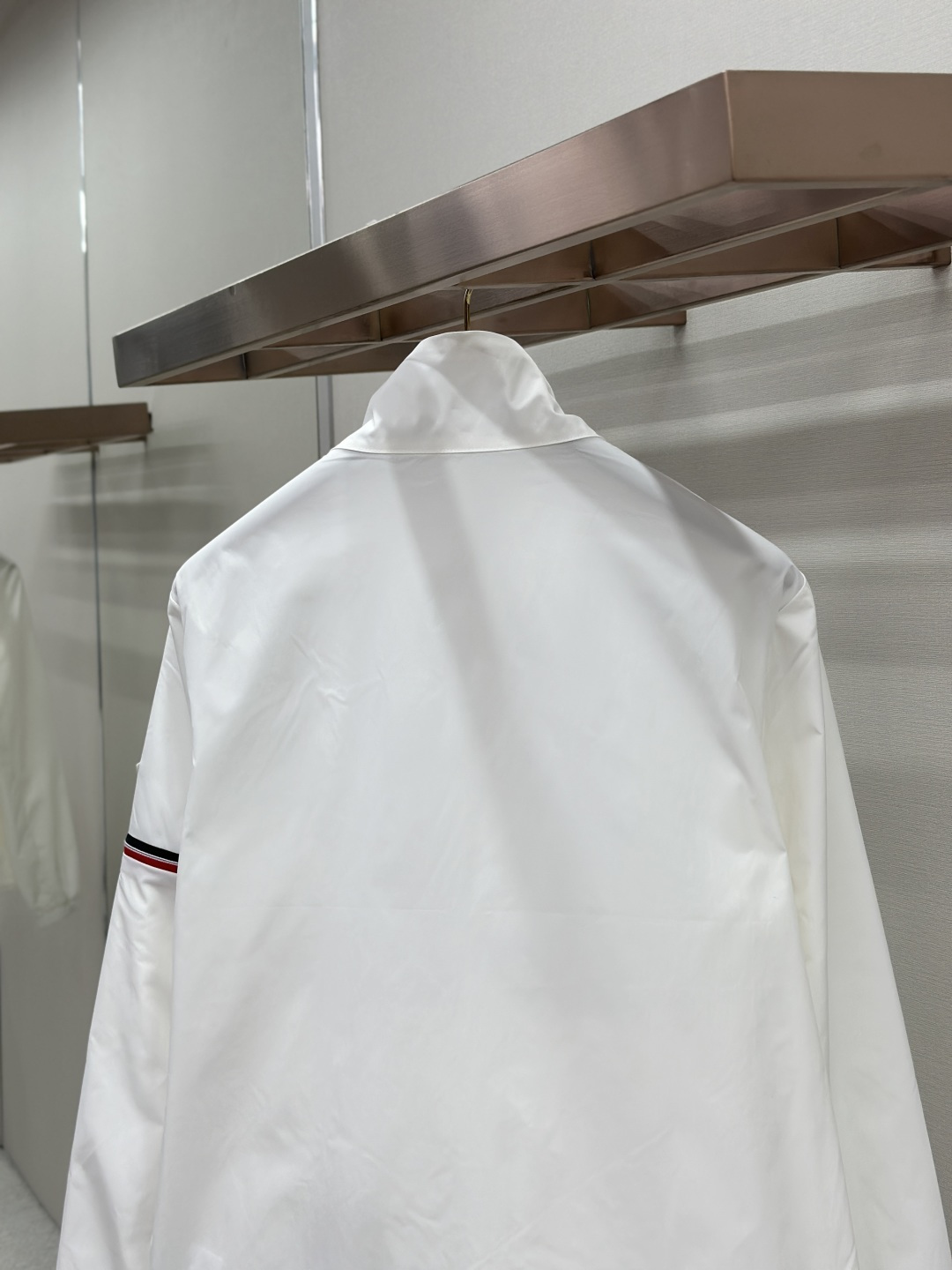 蒙口 高仿衣服 白色立領輕量風衣外套 人氣日系簡約