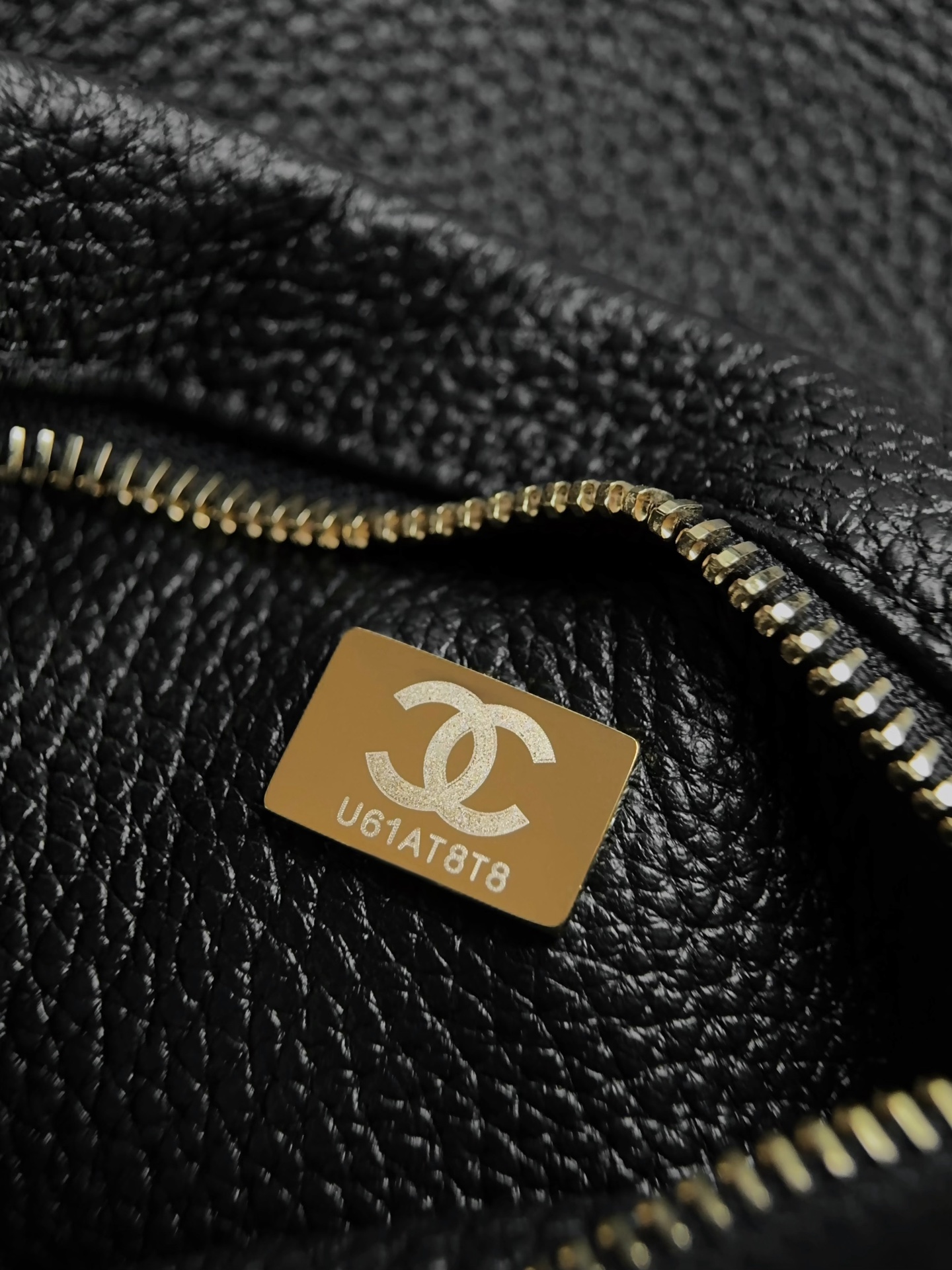 香奈兒頂級菱格紋肩背包｜2026新品 黑金拼色翻蓋包｜女士精品鏈帶包